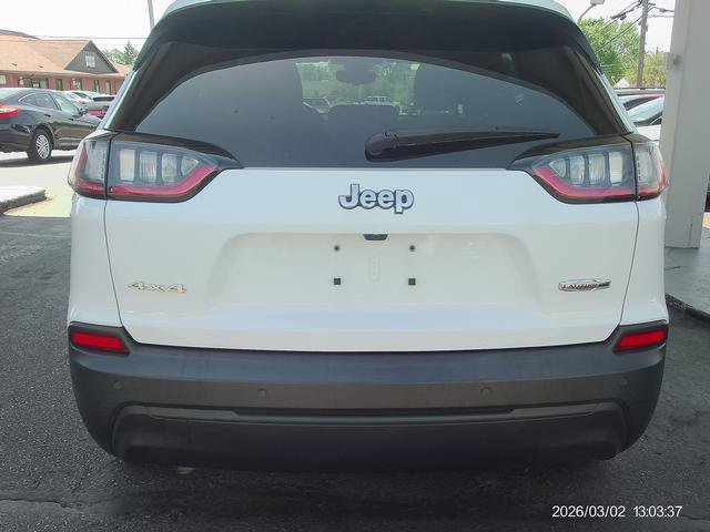 Used 2021 Jeep Cherokee Latitude Plus AWD/4WD image 4