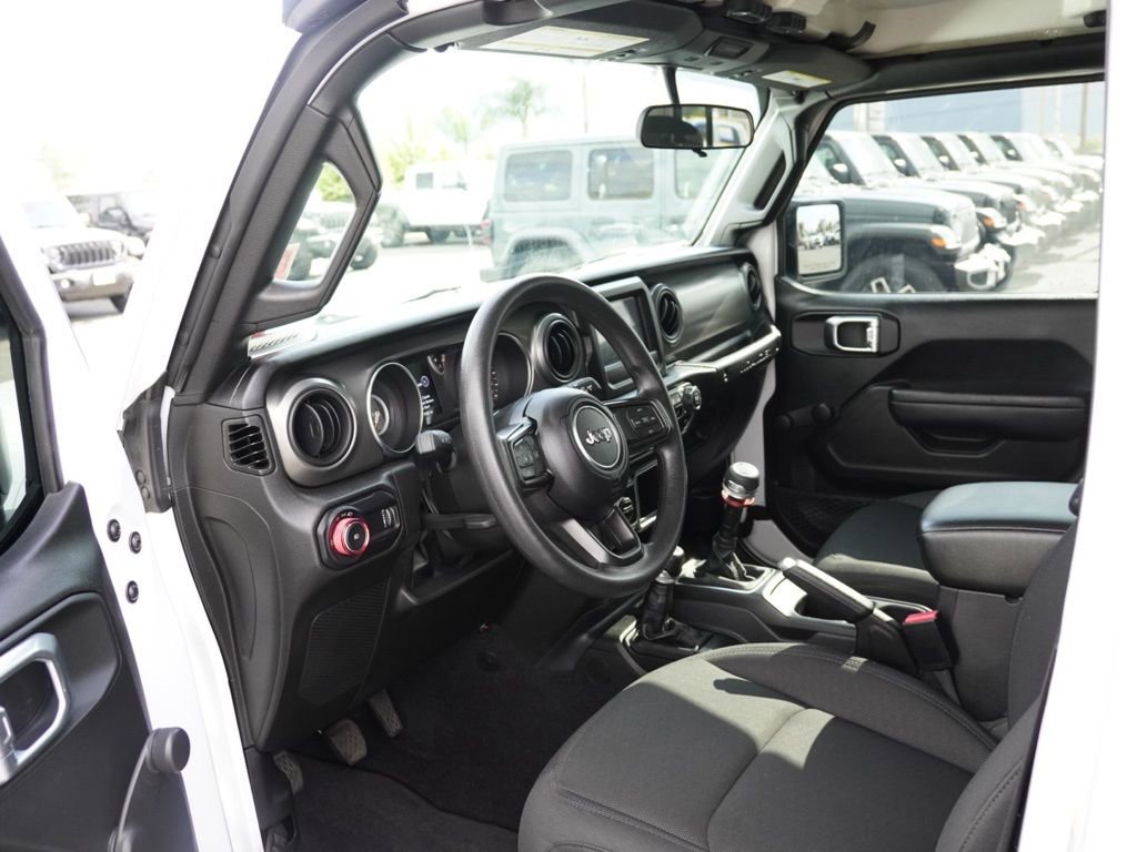 Used 2023 Jeep Wrangler Sport image 18