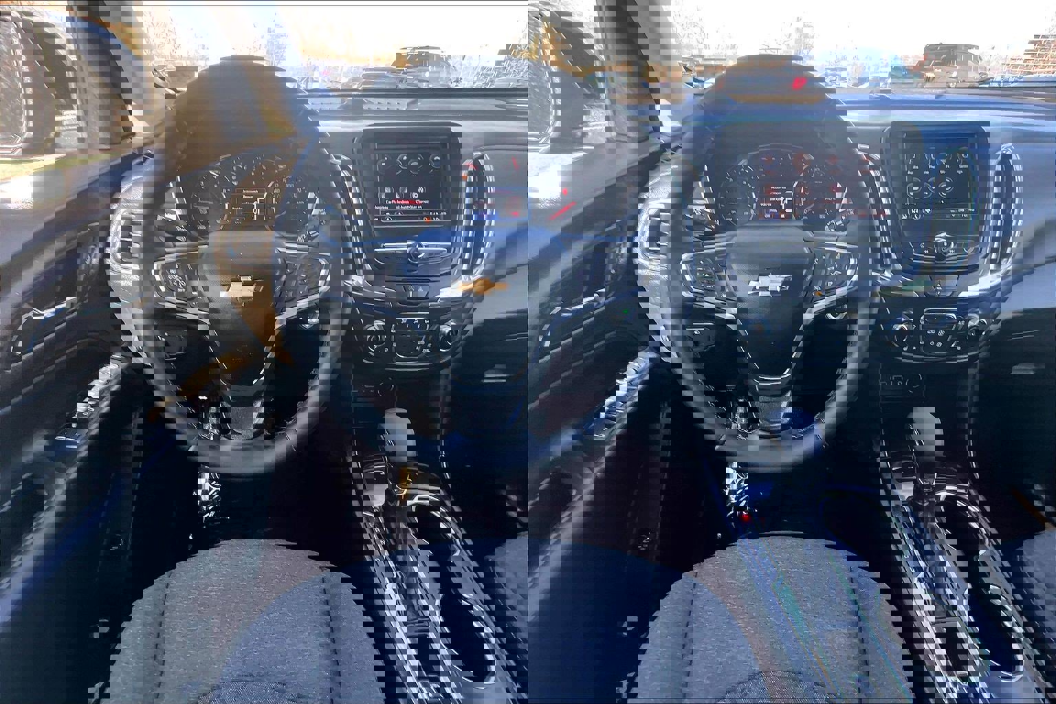 Used 2023 Chevrolet Equinox LT image 5