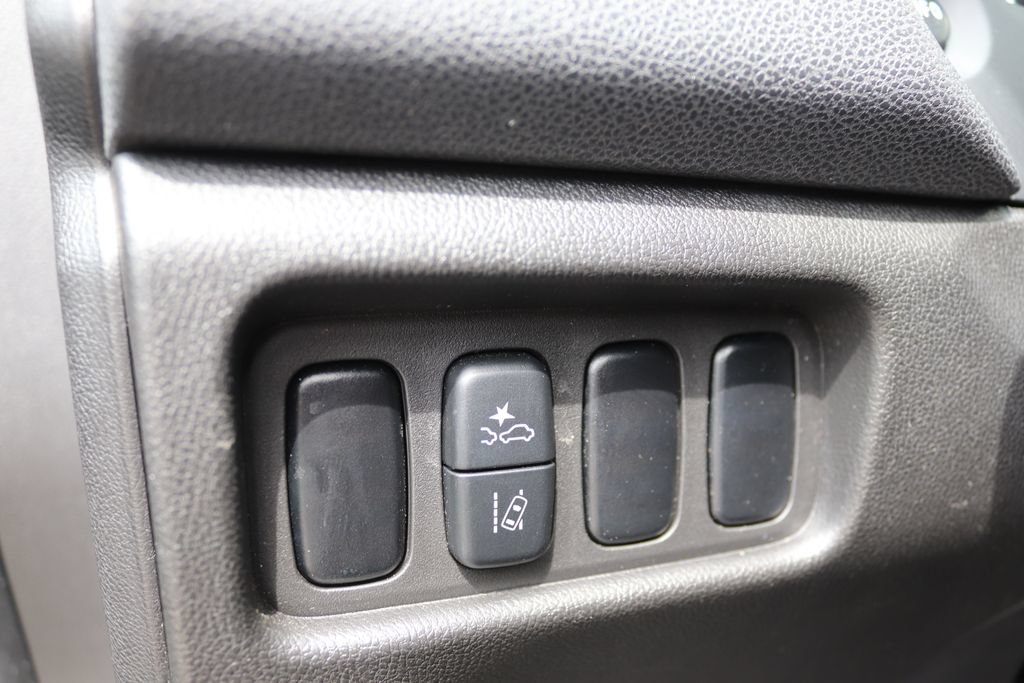 Used 2023 Mitsubishi Outlander Sport SE AWD/4WD image 6