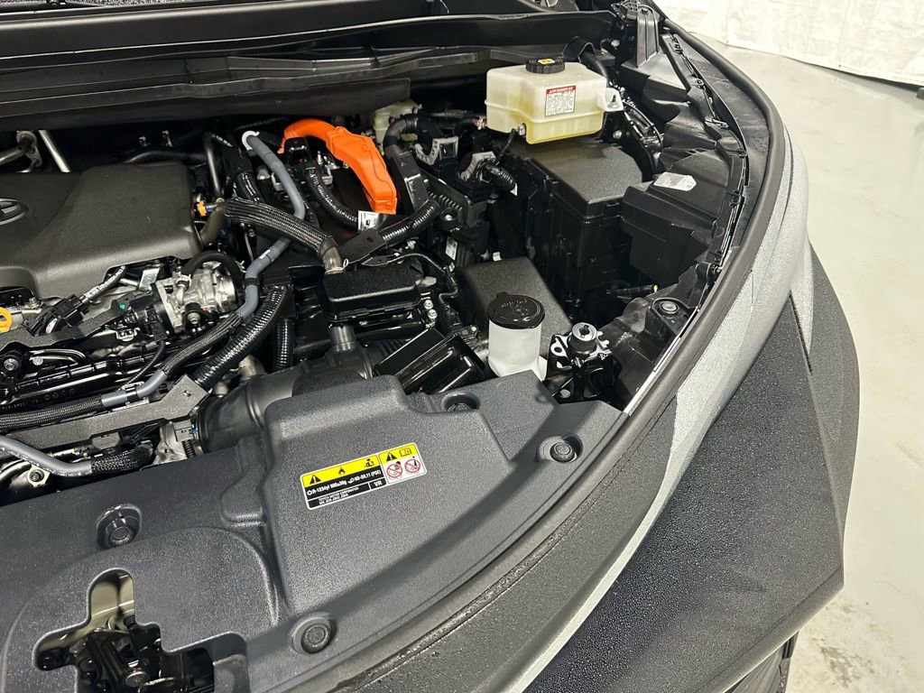 Used 2025 Toyota Sienna XLE image 73