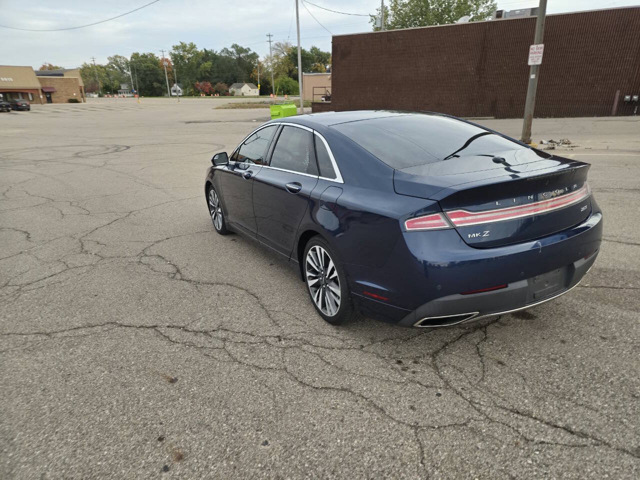 Used 2017 Lincoln MKZ Select w/ Climate Package FWD image 6