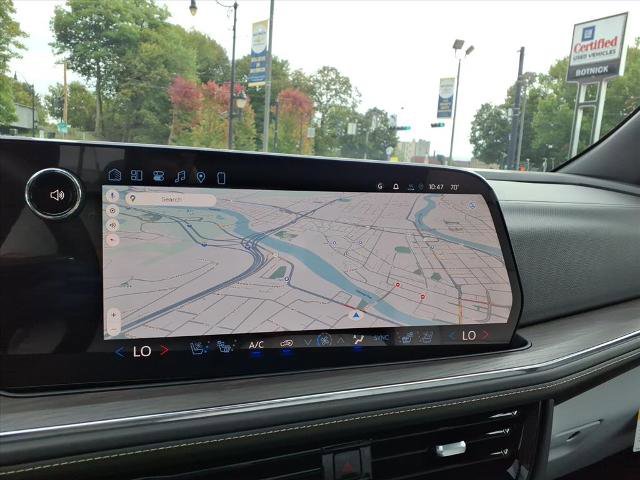 New 2026 Chevrolet Suburban Premier w/ Sun And Tow Package image 19