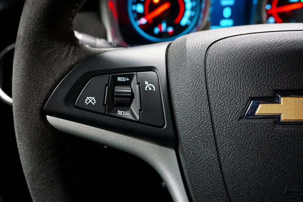 Used 2015 Chevrolet Camaro Z/28 image 24