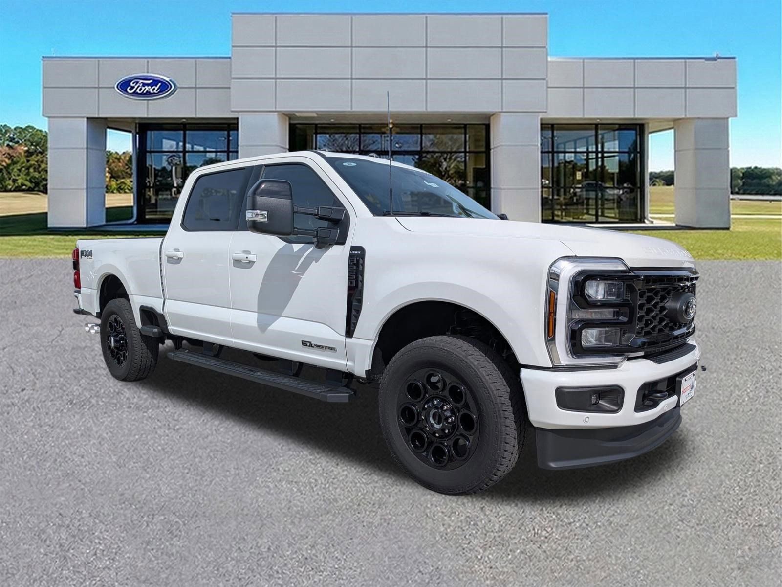 Used 2026 Ford F250 Lariat w/ Black Appearance Package image 1