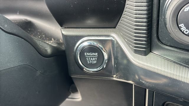 Used 2025 Ford F150 Raptor image 14
