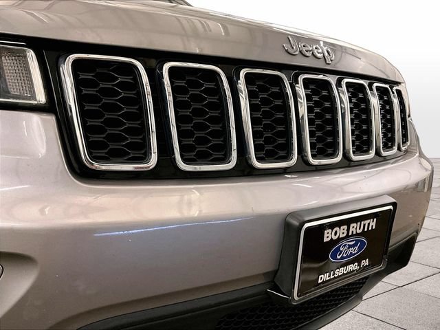 Used 2017 Jeep Grand Cherokee Laredo w/ Quick Order Package 23E AWD/4WD image 29