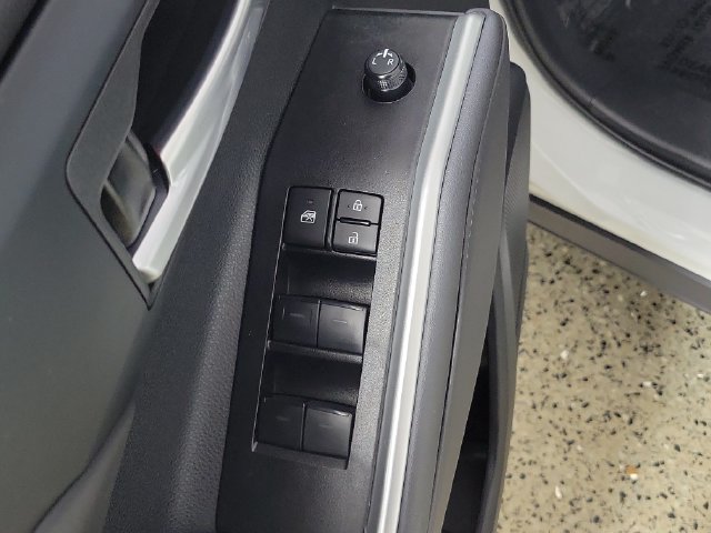 Certified 2026 Toyota Highlander XLE AWD/4WD image 23