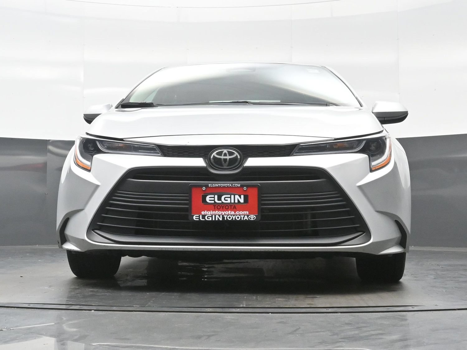 Used 2025 Toyota Corolla LE FWD image 25