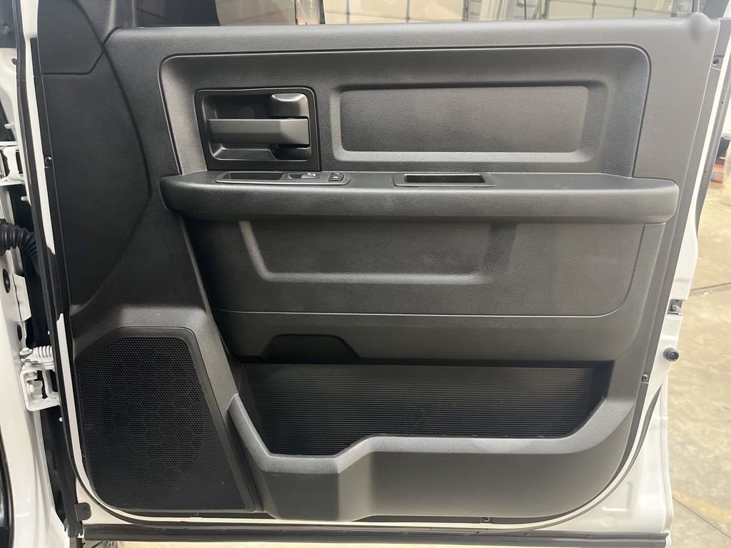 Used 2022 RAM 2500 Tradesman w/ Chrome Appearance Group image 23