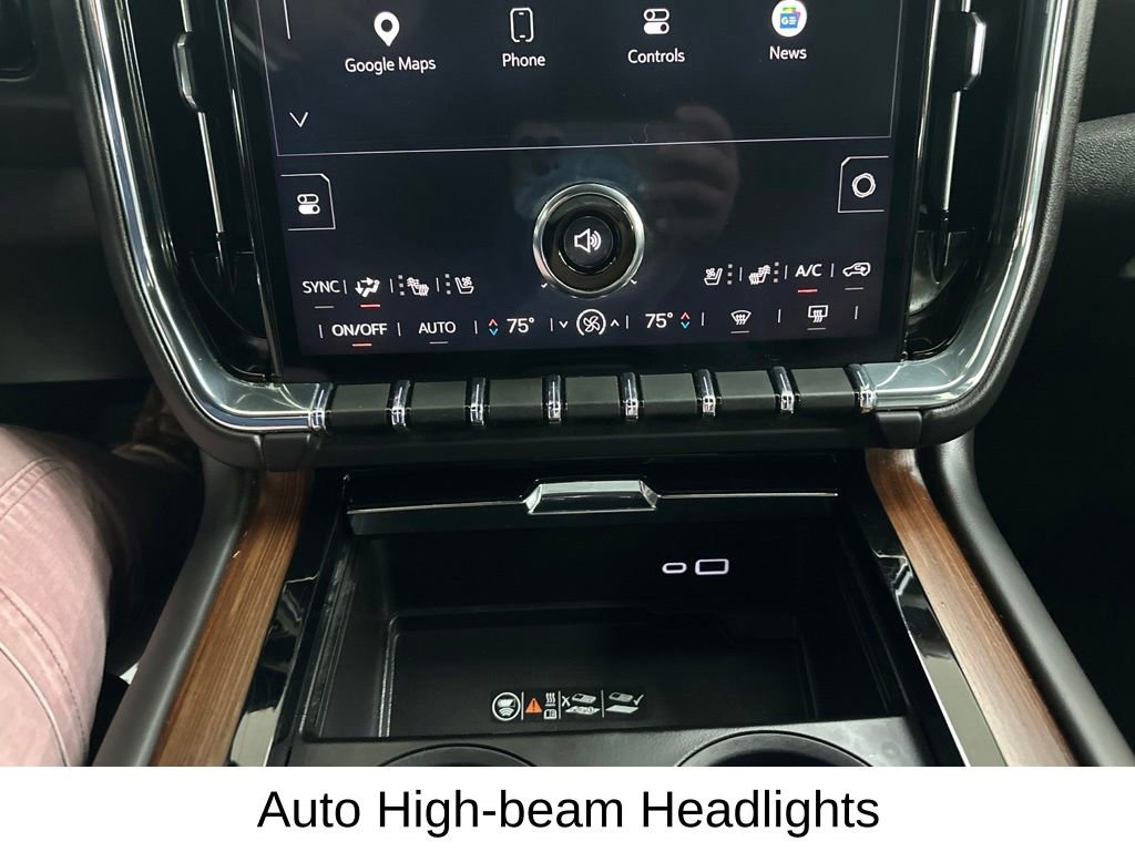 Certified 2025 GMC Yukon Denali AWD/4WD image 46
