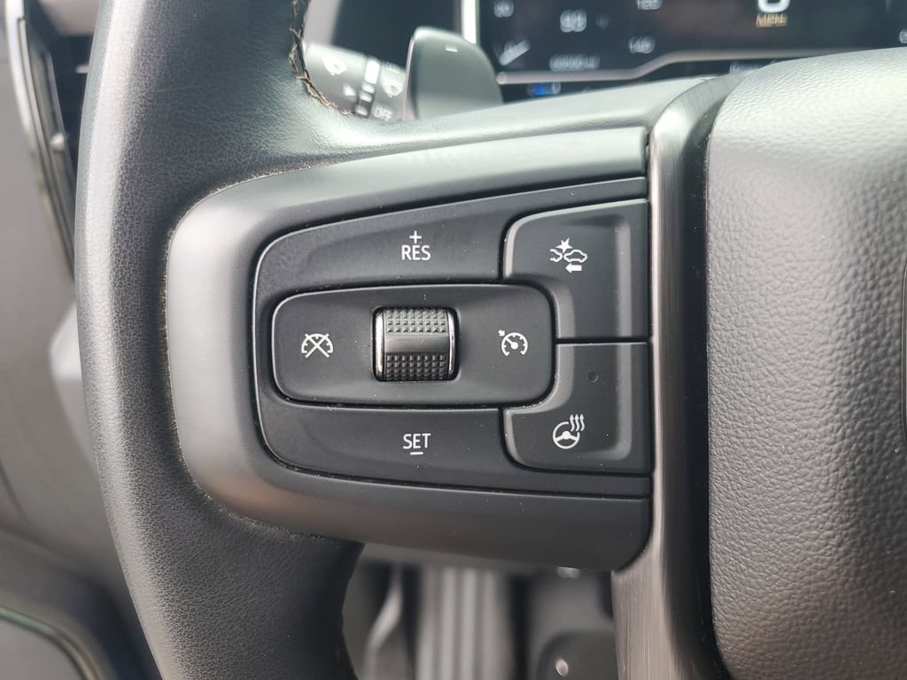 Used 2024 GMC Sierra 1500 AT4 w/ Technology Package AWD/4WD image 12