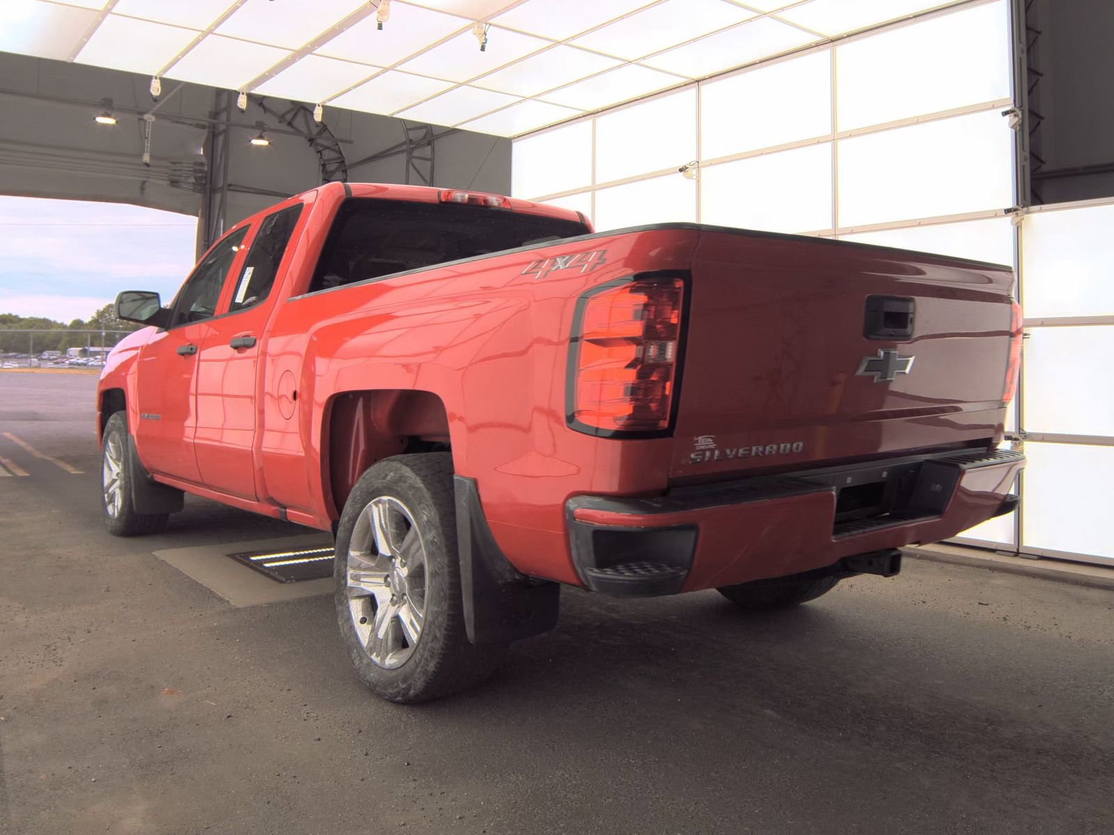 Used 2018 Chevrolet Silverado 1500 Custom w/ Custom Value Package AWD/4WD image 6