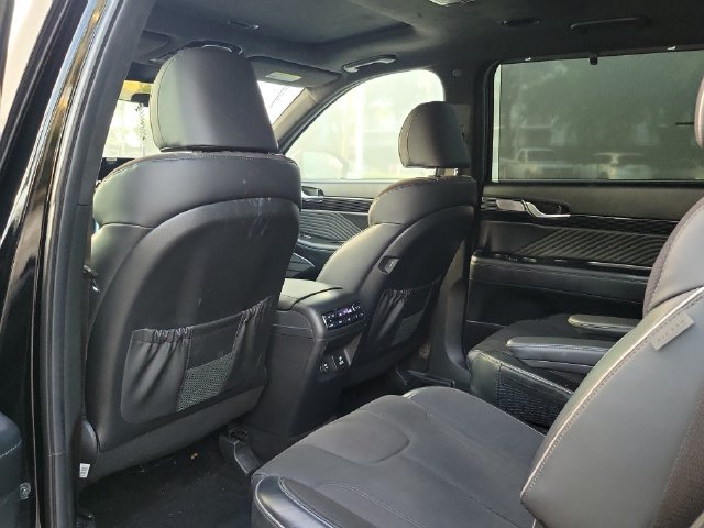 Used 2025 Hyundai Palisade Calligraphy AWD/4WD image 7