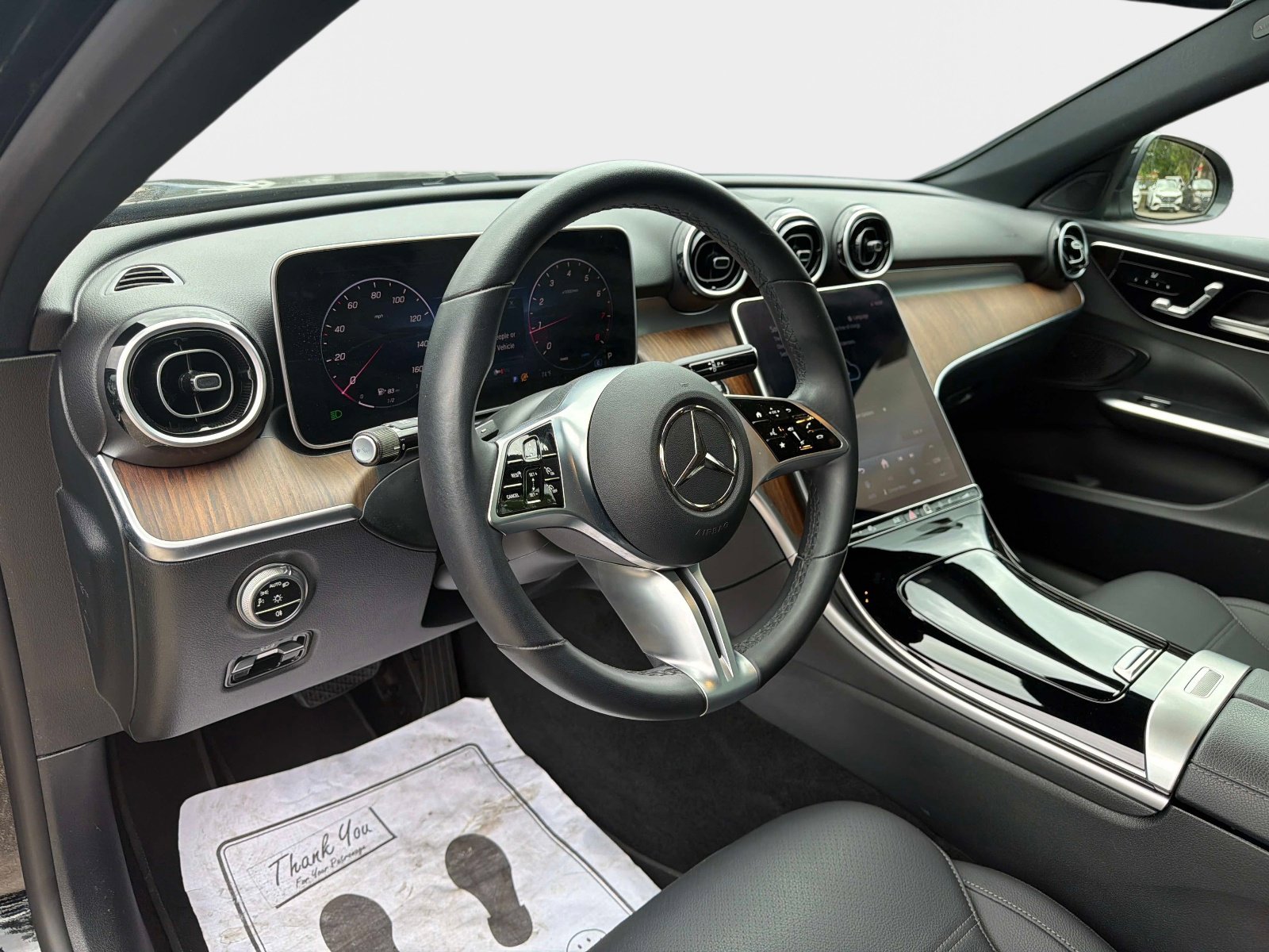 Used 2025 Mercedes-Benz C 300 Sedan image 17