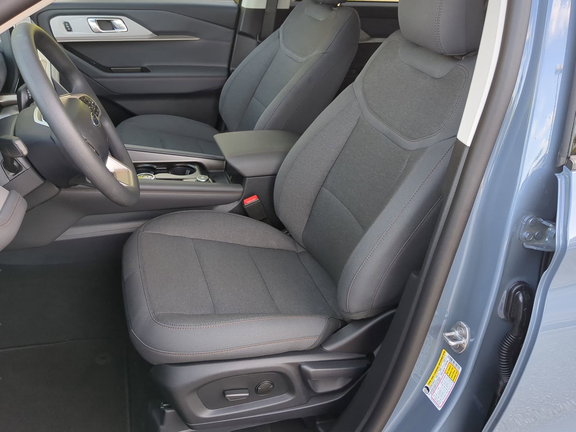 New 2026 Ford Explorer Active RWD image 60