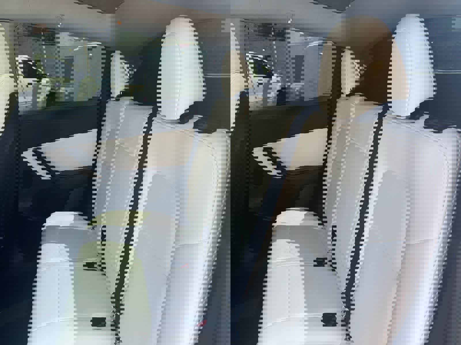 Used 2022 Tesla Model Y Performance image 5