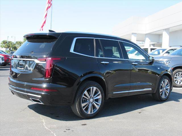 Used 2025 Cadillac XT6 Premium Luxury image 4