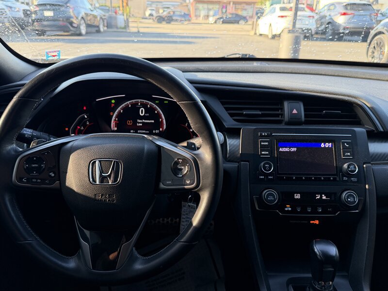 Used 2019 Honda Civic Sport image 14