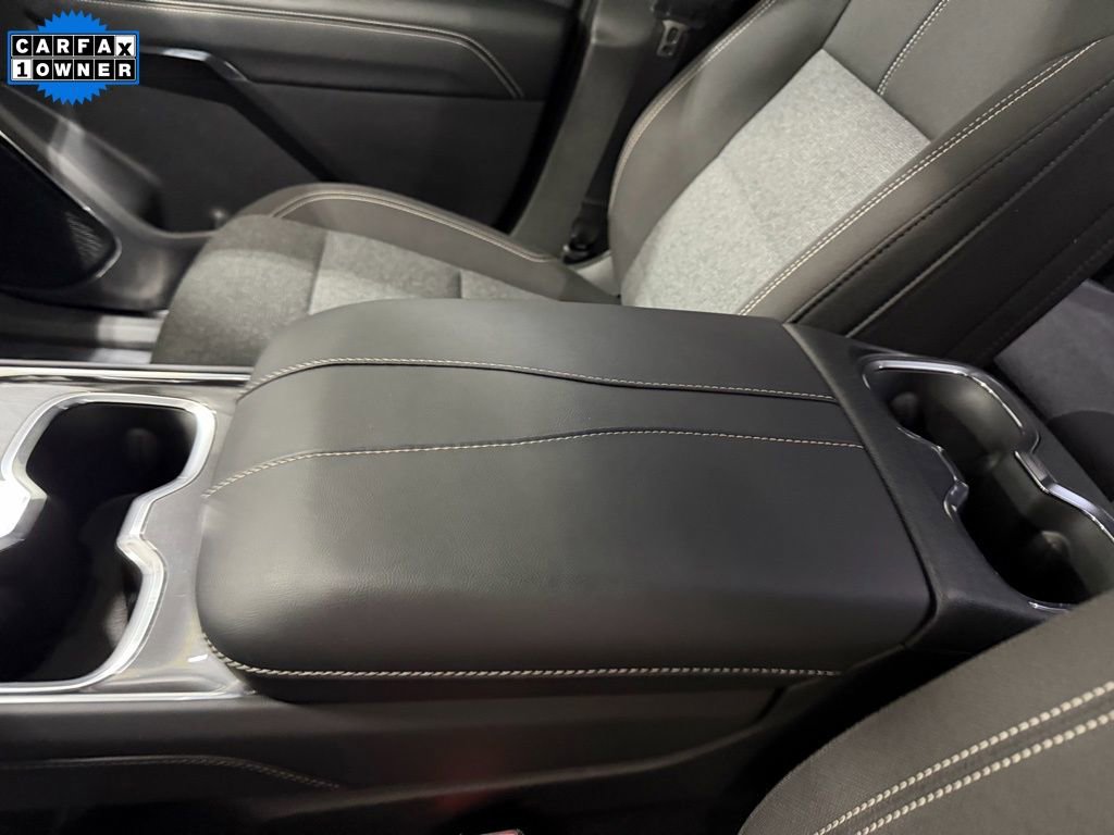 Used 2025 GMC Acadia Elevation image 23