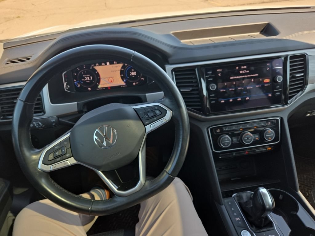 Used 2021 Volkswagen Atlas SEL AWD/4WD image 24