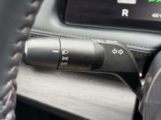 Used 2023 Nissan Ariya FWD image 19