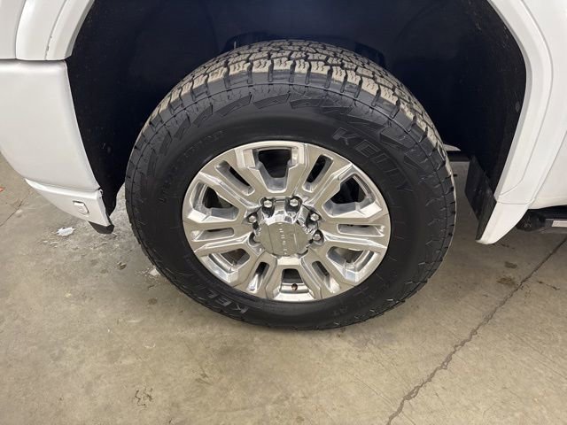 Used 2023 GMC Sierra 3500 Denali w/ Denali Ultimate Package image 22