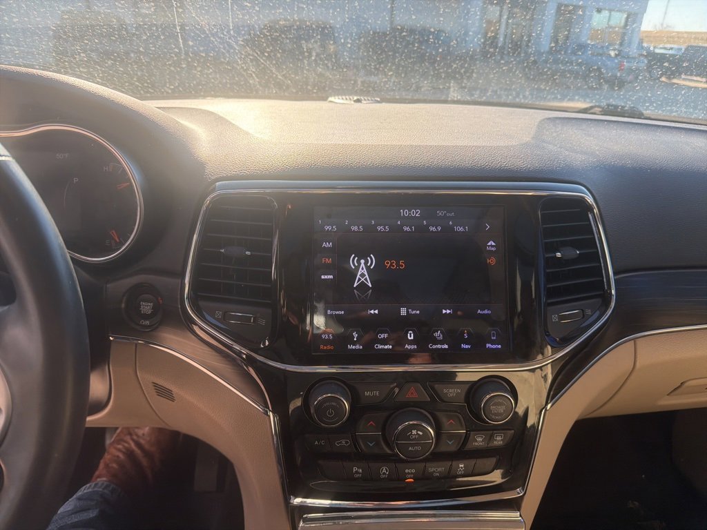 Used 2019 Jeep Grand Cherokee Limited w/ Luxury Group II image 11