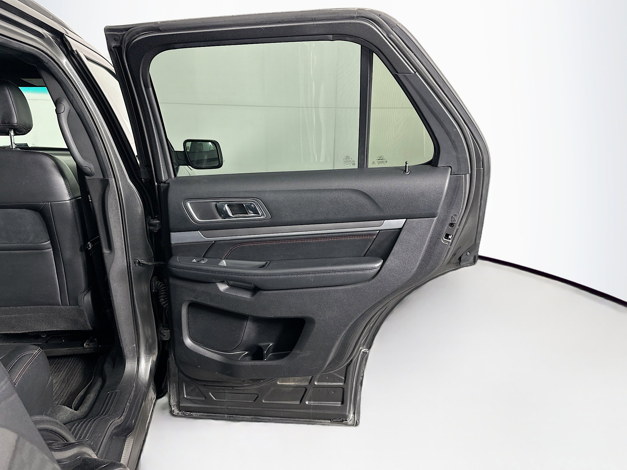 Used 2017 Ford Explorer Sport w/ Equipment Group 401A image 33