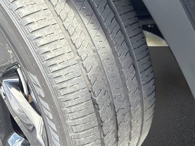 Used 2024 Jeep Grand Cherokee Altitude RWD image 34