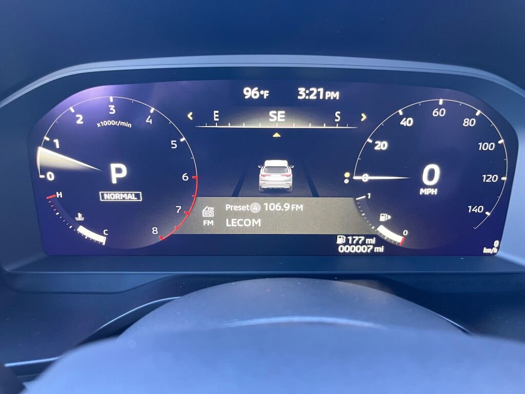 New 2025 Mitsubishi Outlander SE image 14