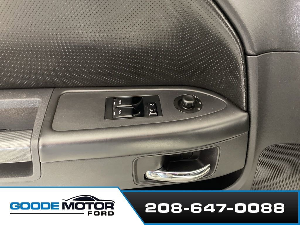 Used 2009 Dodge Challenger R/T image 9