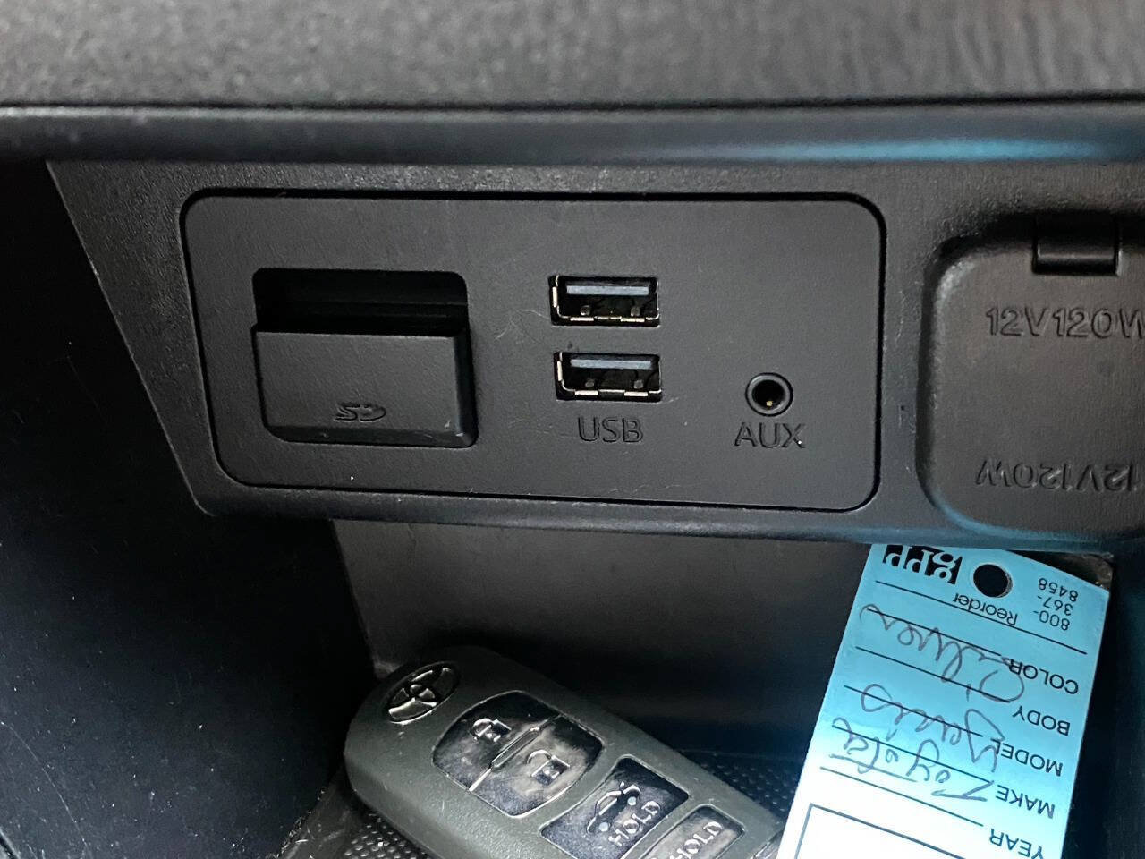 Used 2019 Toyota Yaris LE FWD image 32