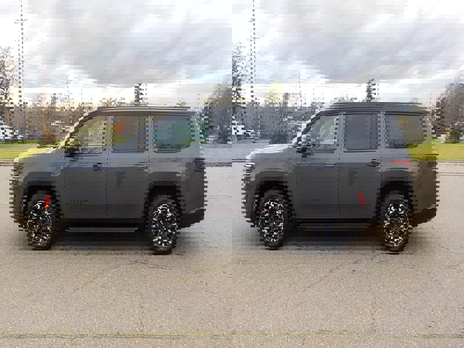 Used 2025 Jeep Wagoneer Series II image 9