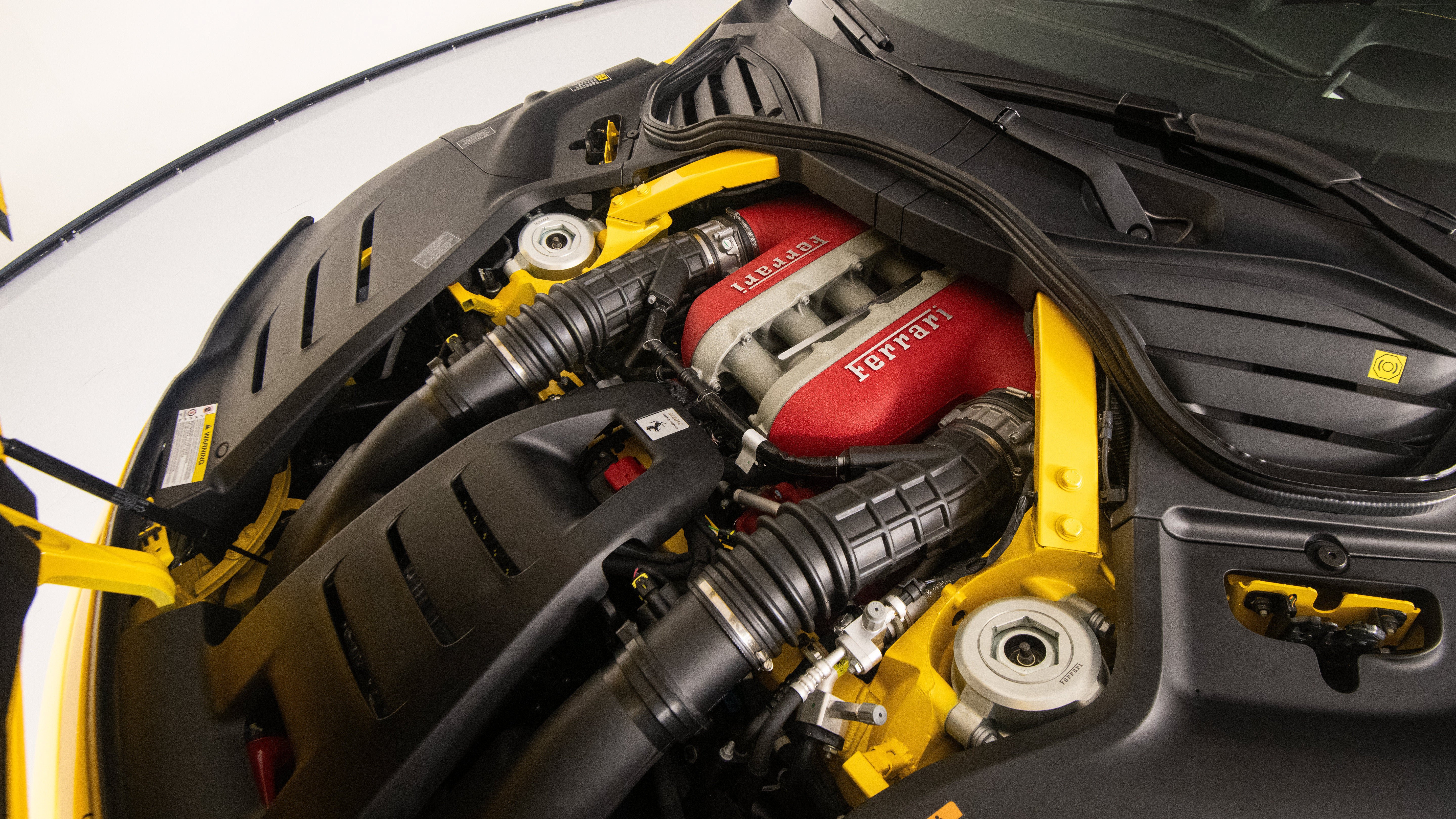 Certified 2025 Ferrari Purosangue AWD/4WD image 38