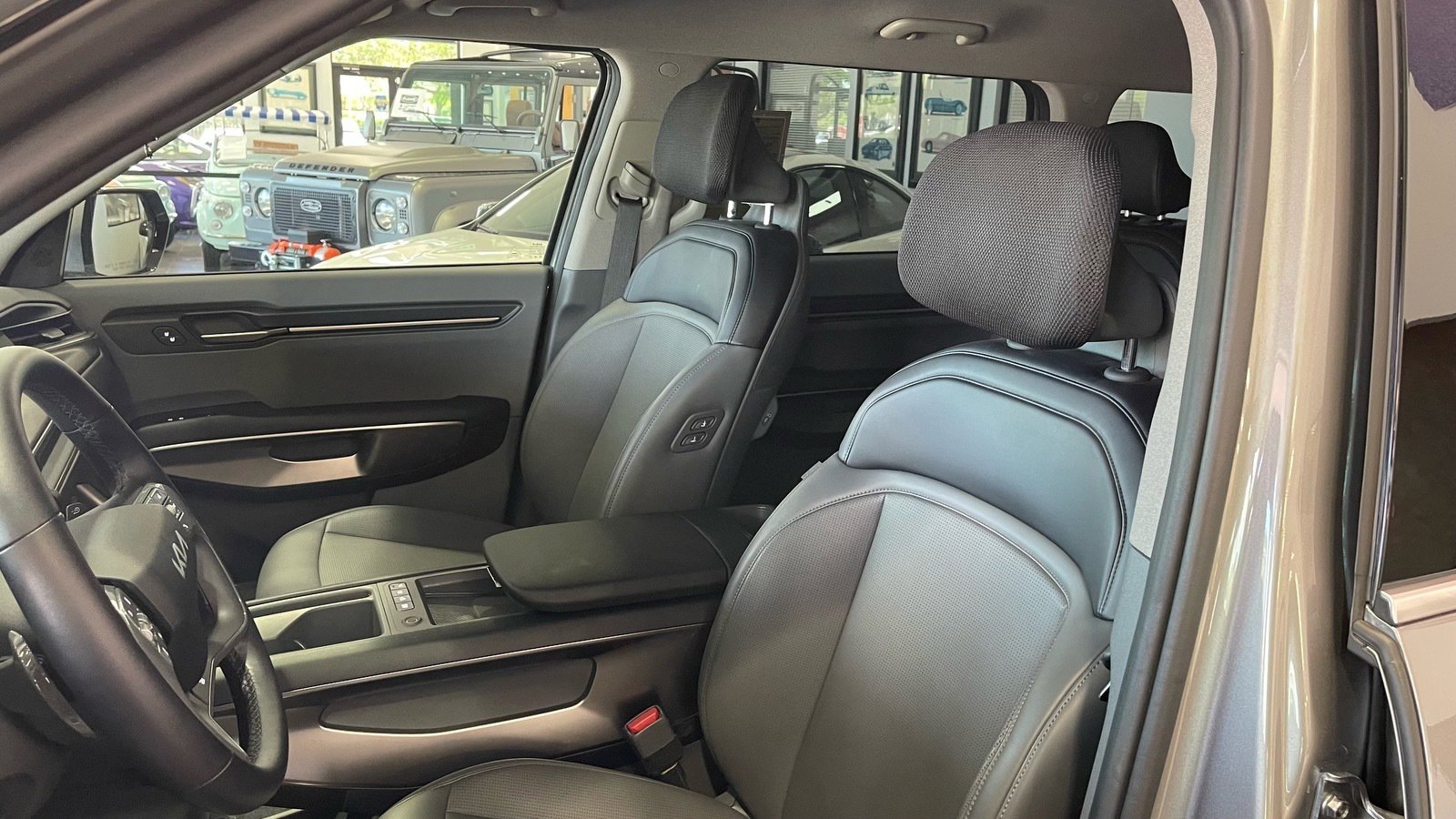 Used 2024 Kia EV9 Light Long Range image 27