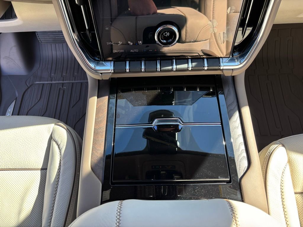 New 2026 GMC Yukon XL Denali w/ Advanced Technology Package image 21