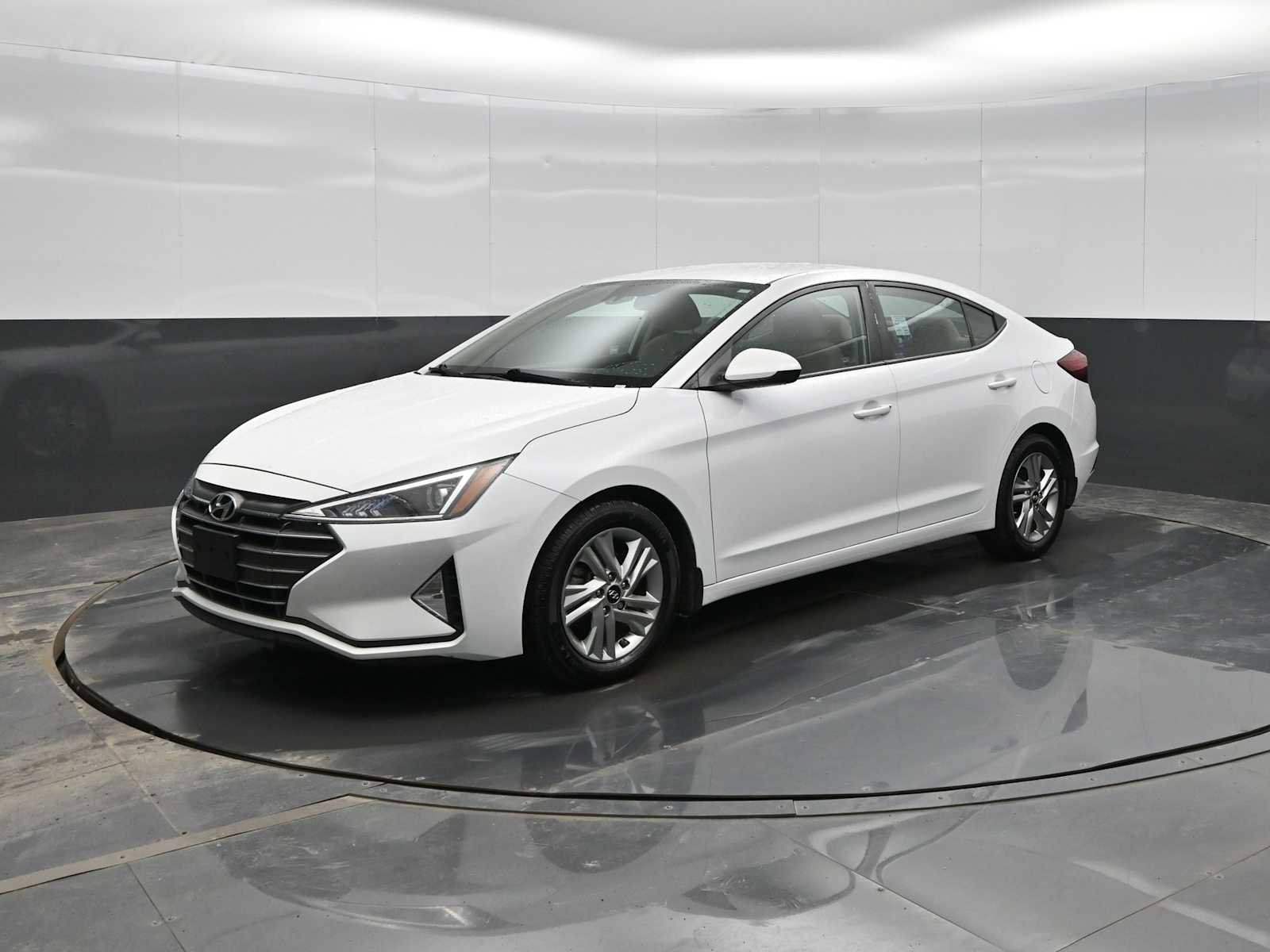 Used 2020 Hyundai Elantra SEL video 1