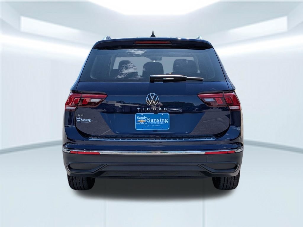 Used 2022 Volkswagen Tiguan SE FWD image 5