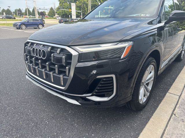 Used 2025 Audi Q7 3.0T Premium Plus AWD/4WD image 41