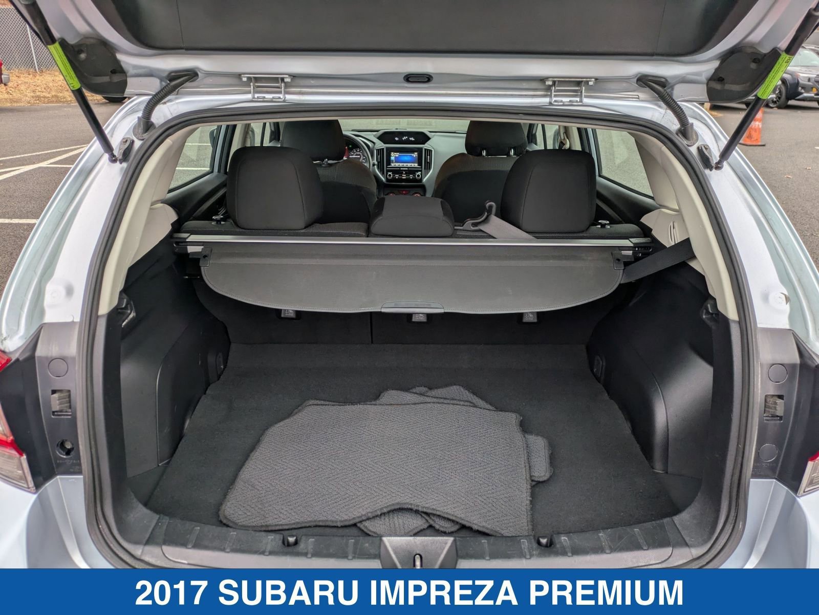 Used 2017 Subaru Impreza 2.0i Premium w/ BSD & Rcta/SRF/Eyesight image 31