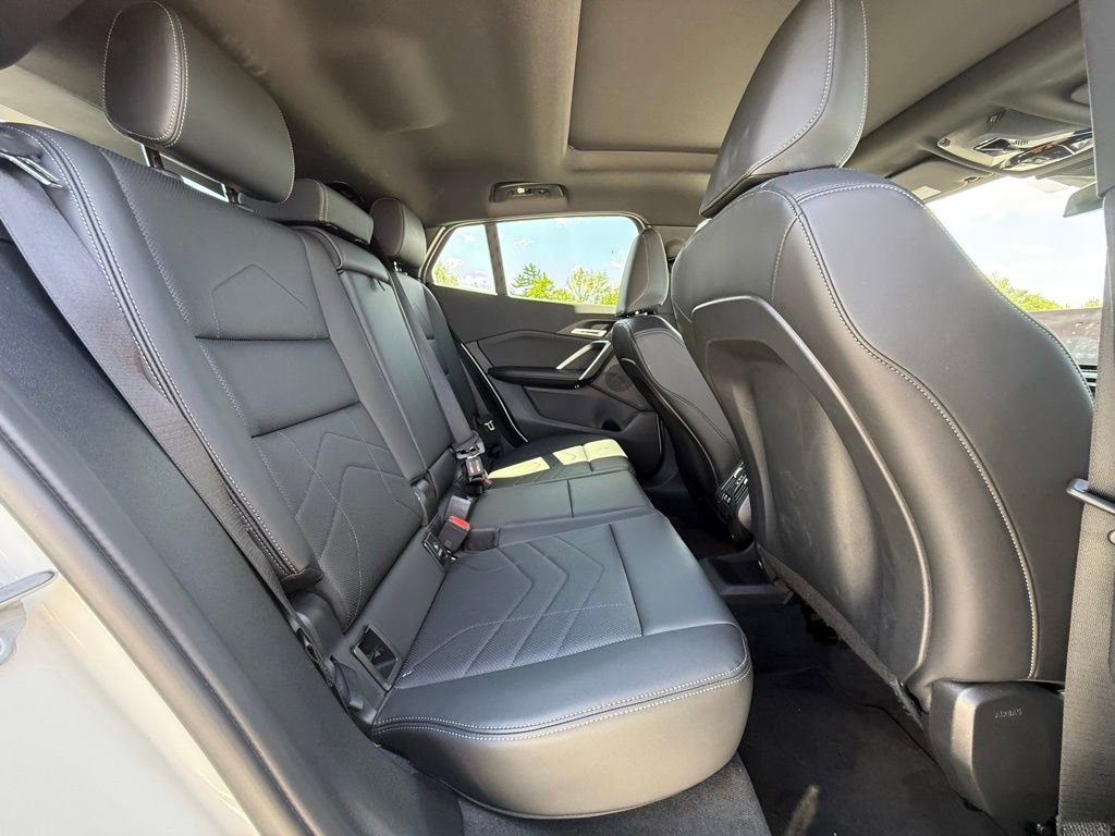 Used 2025 BMW X2 xDrive28i AWD/4WD image 35