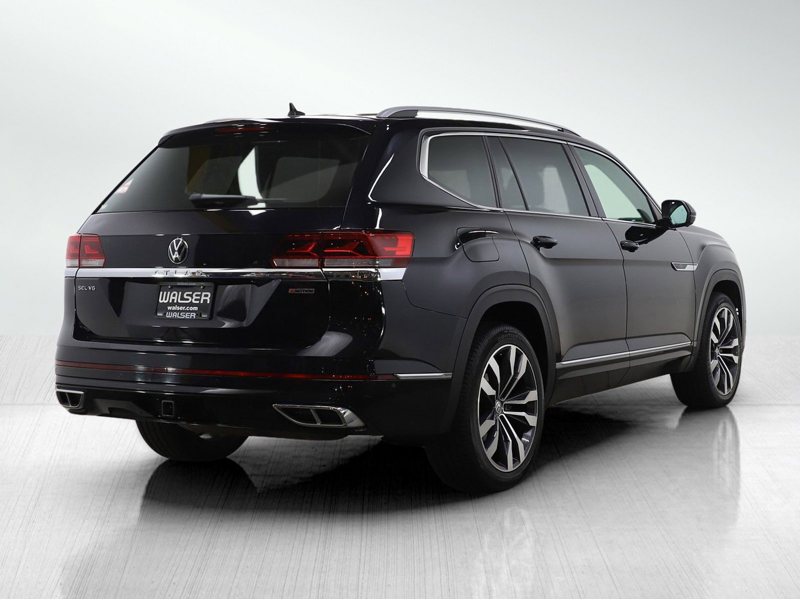 Used 2021 Volkswagen Atlas SEL Premium w/ MDO Package (Bench Seat) image 5