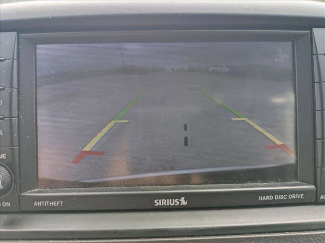 Used 2016 Chrysler Town & Country Limited Platinum image 13