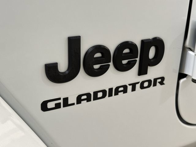 Used 2022 Jeep Gladiator Sport image 31