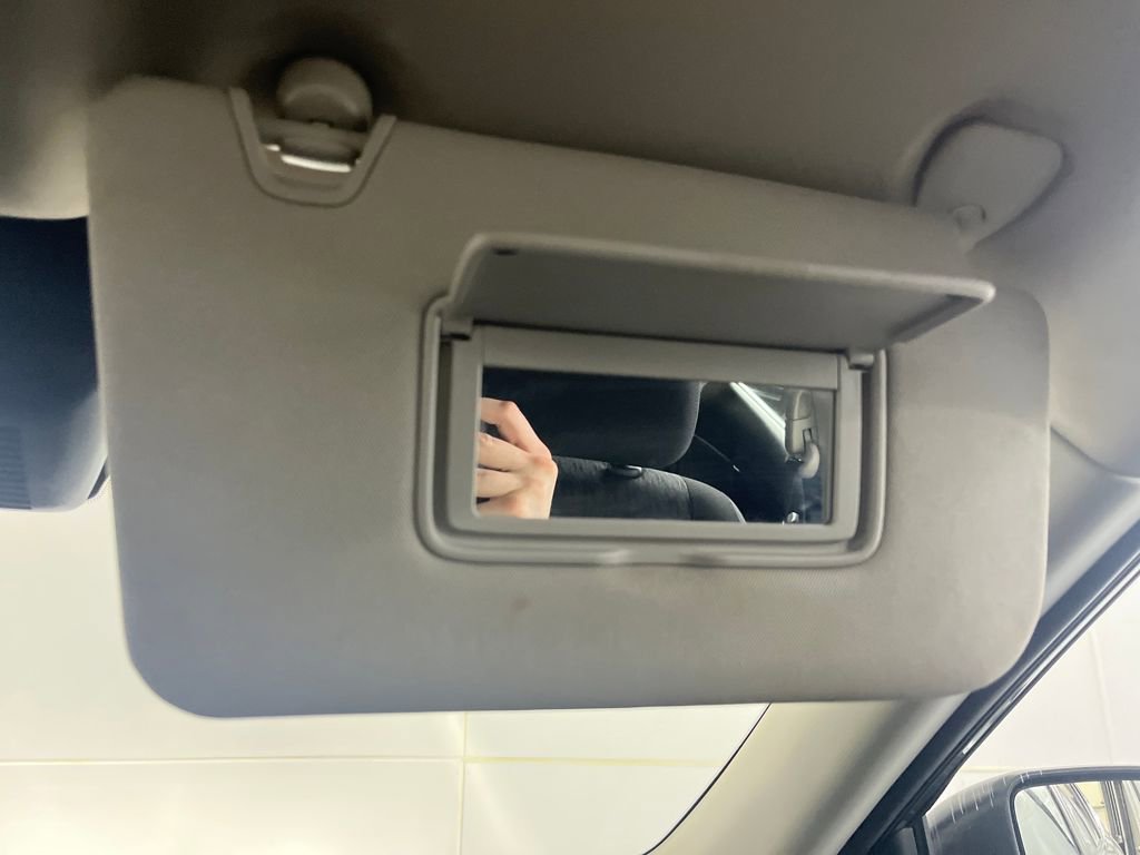 Used 2019 Nissan Rogue S image 79