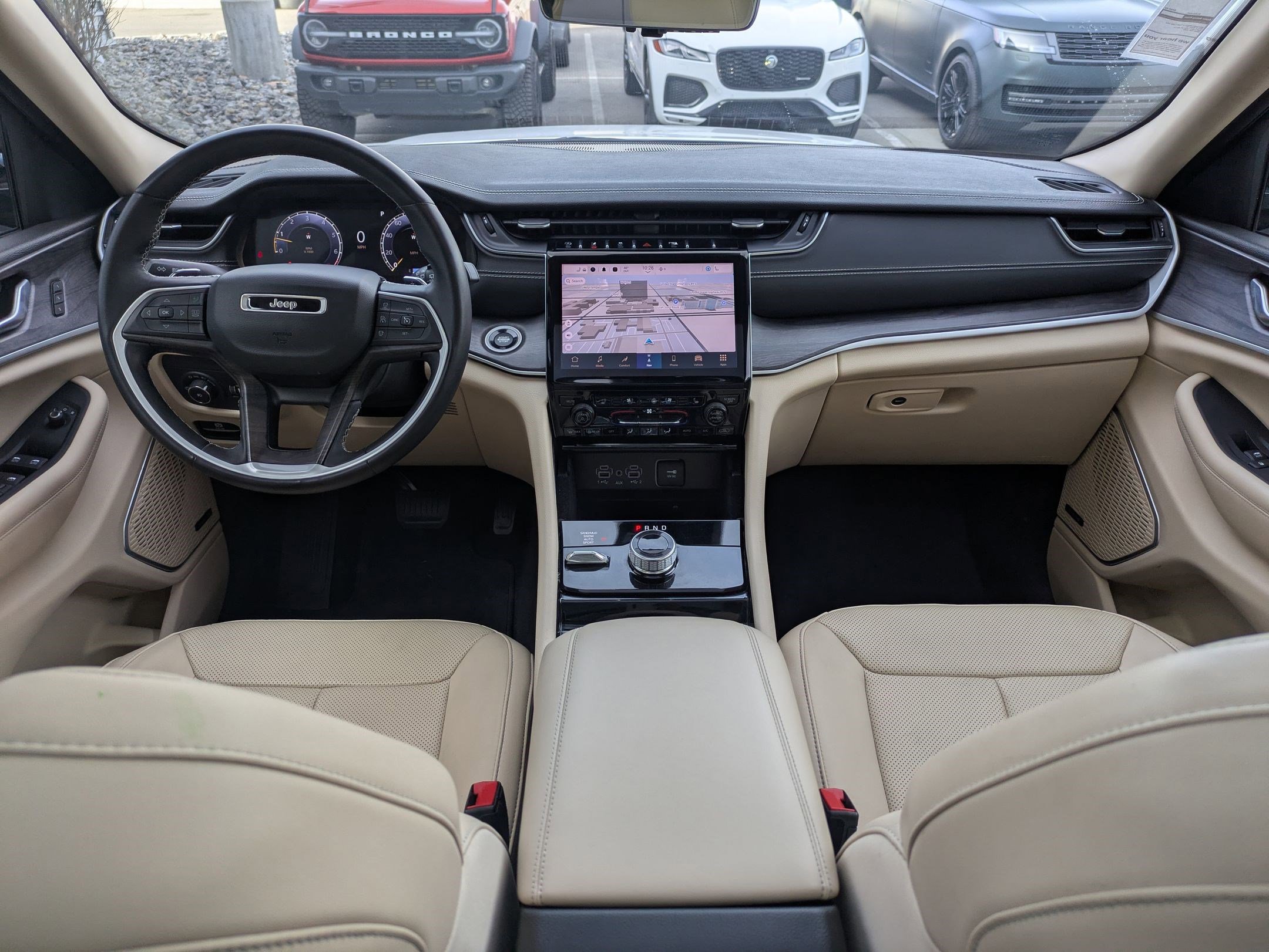 Used 2022 Jeep Grand Cherokee L Limited w/ Luxury Tech Group II image 27