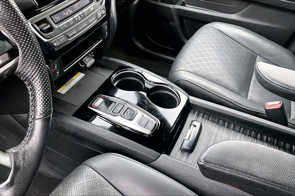 Used 2022 Honda Passport Elite image 17