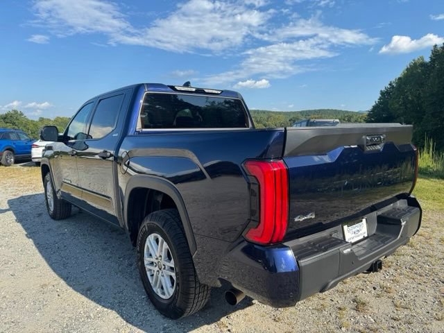 Used 2022 Toyota Tundra SR5 w/ SR5 Convenience Package AWD/4WD image 6