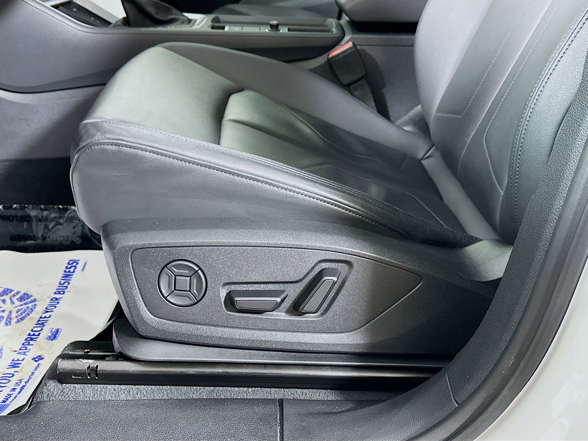 Used 2025 Audi Q3 2.0T Premium image 18